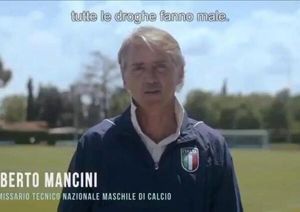 Slogan da ridere e terrorismo psicologico: ecco perch&eacute; il video con Mancini e gli spot anti-droga non funzionano