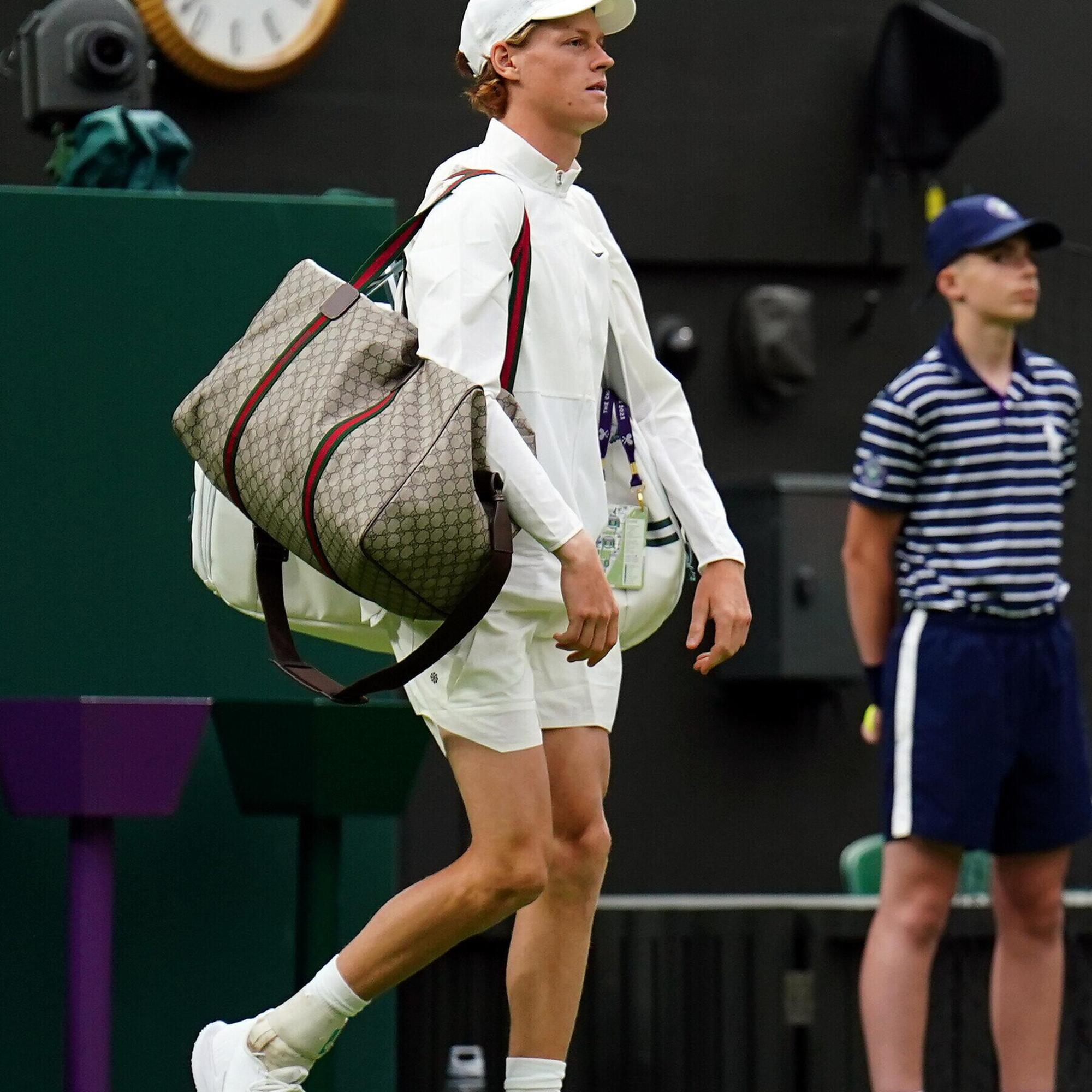 Jannik Sinner griffato Gucci a Wimbledon