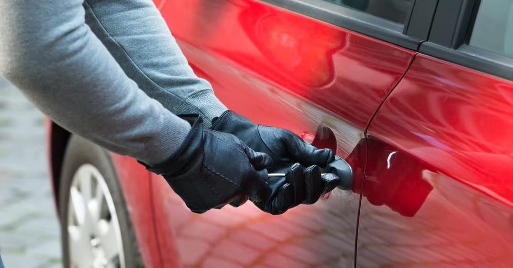 Boom di furti d&#039;auto: una ogni cinque minuti. Le regioni pi&ugrave; a rischio? Campania e Puglia