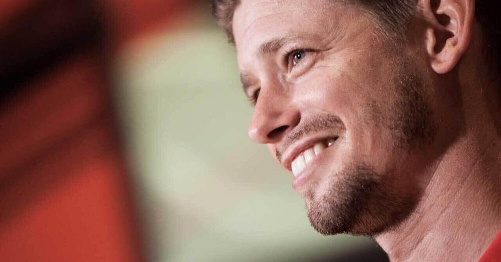 La certezza di Casey Stoner &egrave; Marco Bezzecchi: &ldquo;Senza elettronica sarebbe sempre davanti&rdquo;