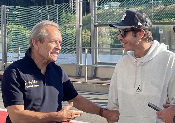 Jacky Ickx e il messaggio a Valentino Rossi dopo il successo di Misano: &ldquo;Al talento non interessa se sei su due o quattro ruote&rdquo; 