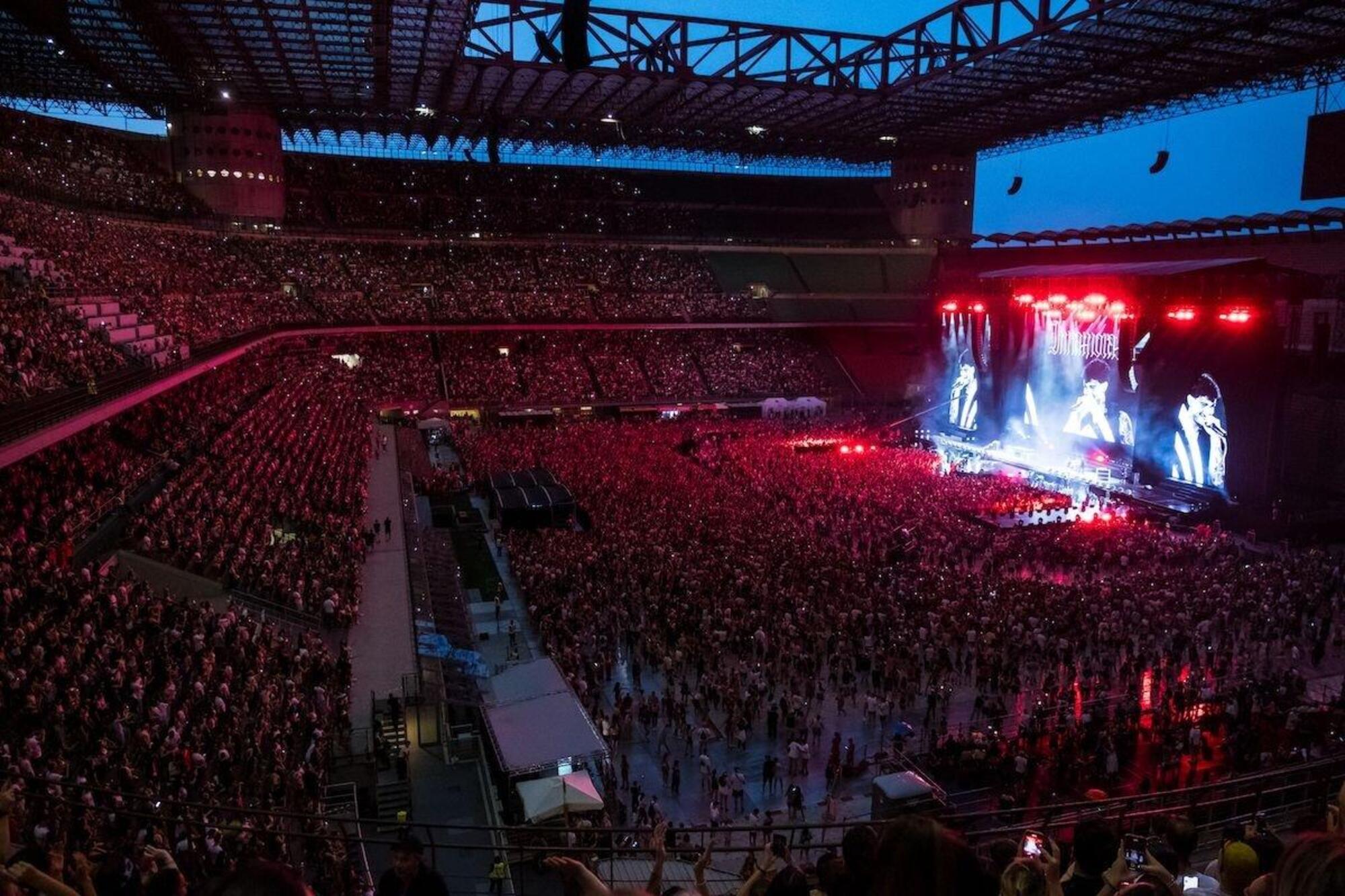 Il pubblico a San Siro per Blanco