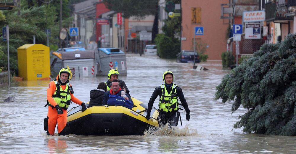 Antonio San&ograve;, il fondatore de Ilmeteo.it, contro i negazionisti del clima: &ldquo;Minimizzano? Ecco come saremo ridotti tra qualche anno...&rdquo;