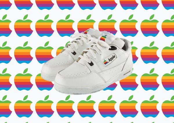 Le sneakers anni 90 by Apple fanno scuola: eccole all&#039;asta ad una cifra folle