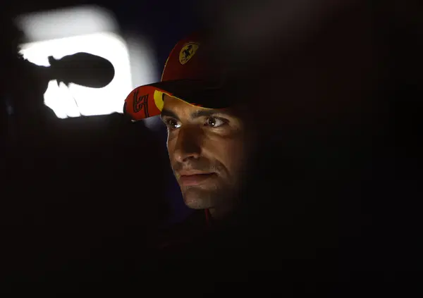 Leclerc davanti a Sainz in campionato? Secondo la stampa spagnola si tratta di fortuna