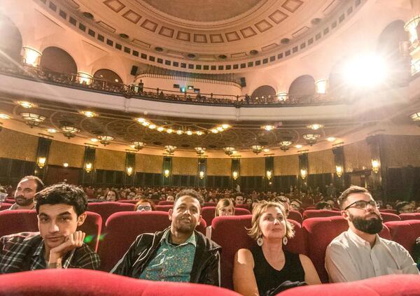 Siamo stati alla chiusura del cinema Odeon: ok la nostalgia ma i lavoratori? &ldquo;Lasciati a piedi, non sappiamo cosa faremo domani...&rdquo;