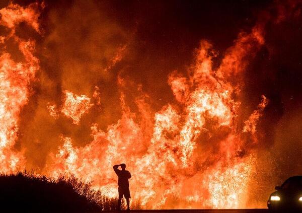 Incendi in Sicilia? Tra allarmismi e piromani &egrave; colpa di tutti, tranne che del cambiamento climatico