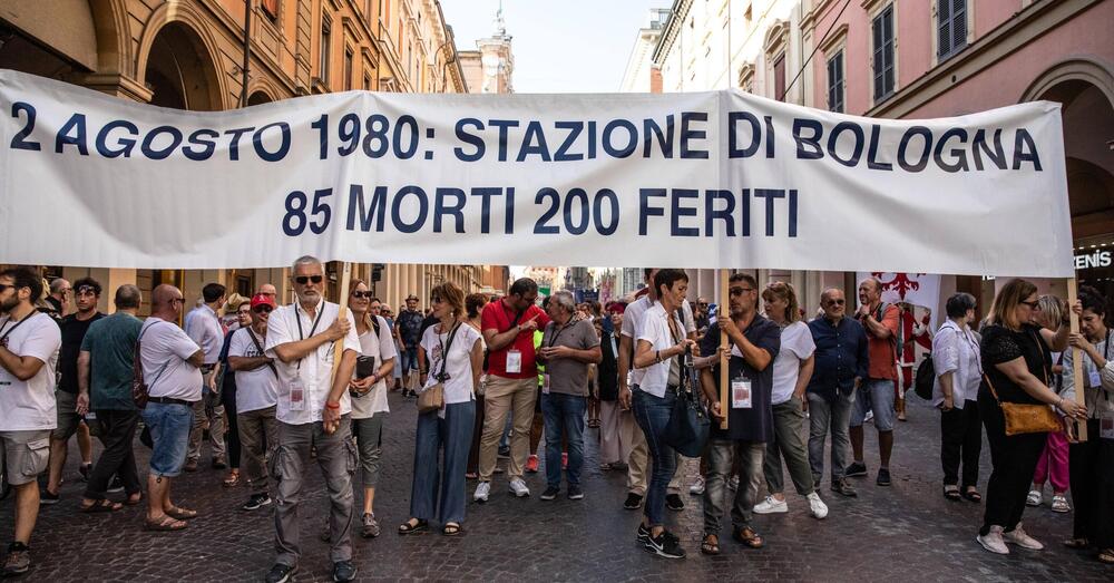 Strage di Bologna, ecco che cosa manca nella versione di De Angelis