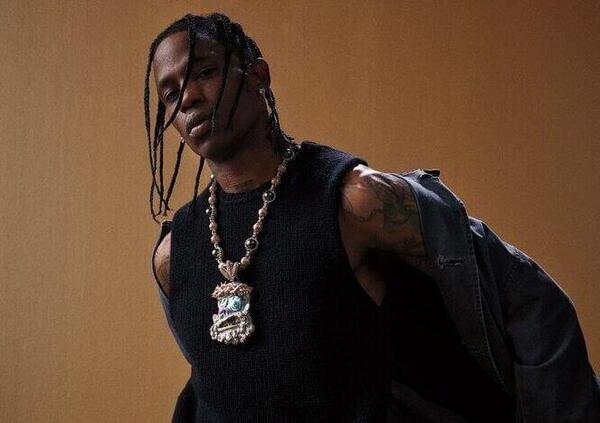 Travis Scott bloccato nel traffico di Roma prima del suo concerto: arriver&agrave; in tempo? [VIDEO]