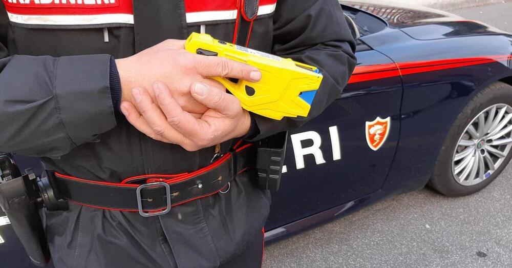 Nudo per strada, lo fermano col taser e muore. Ecco perch&eacute; e cosa succeder&agrave;