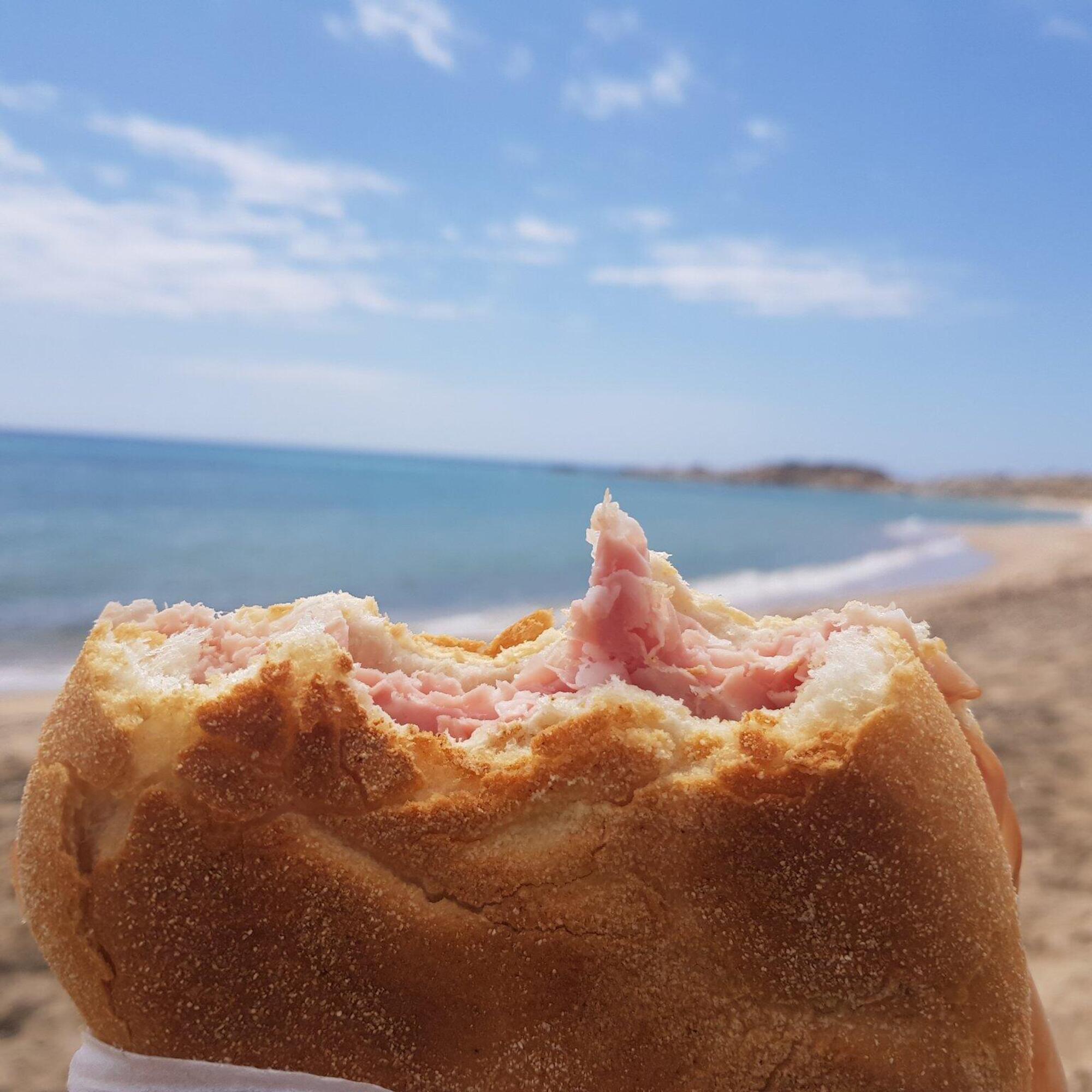 Panino in spiaggia