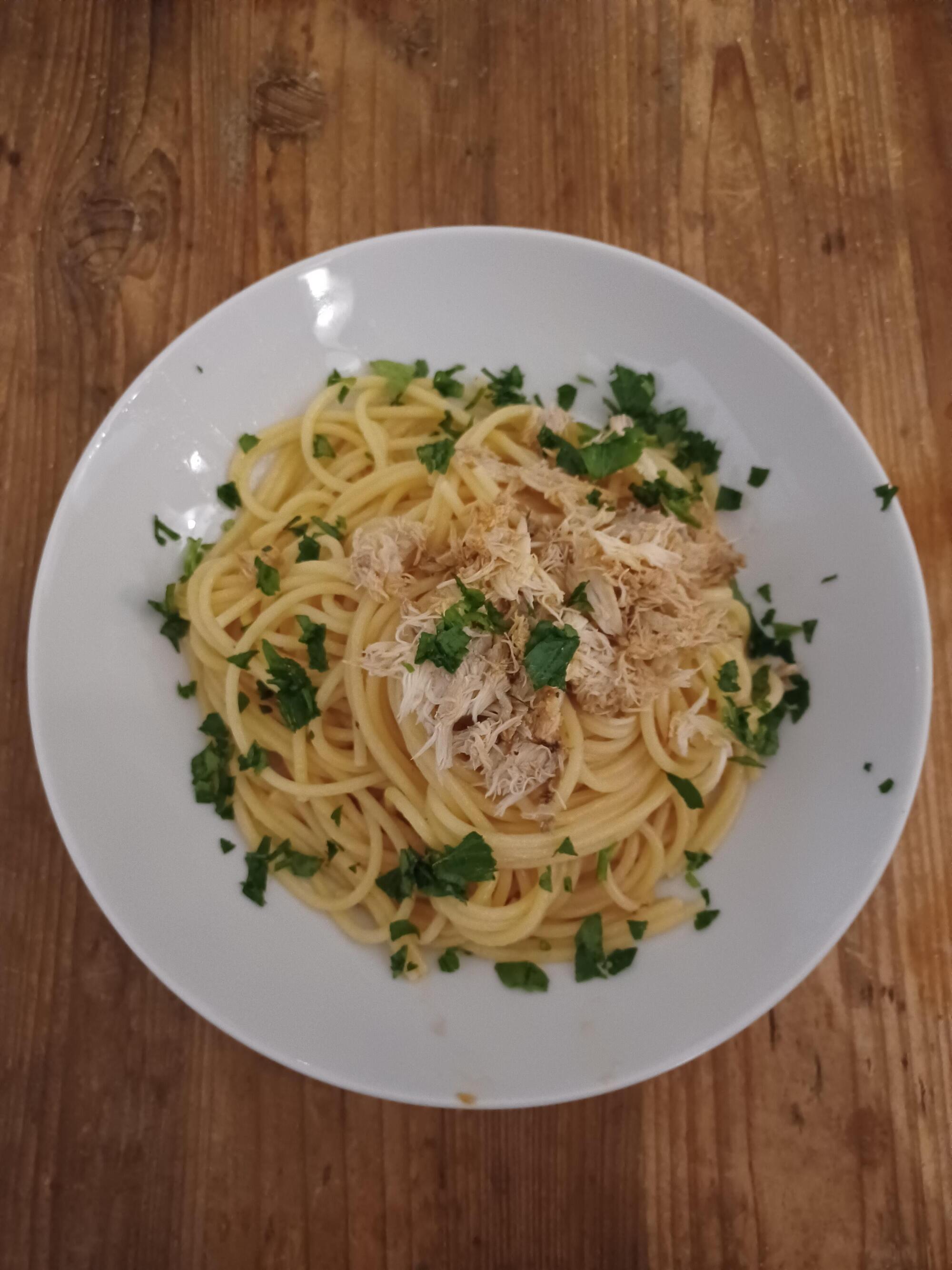 Aglio e olio alla polpa di granchio blu