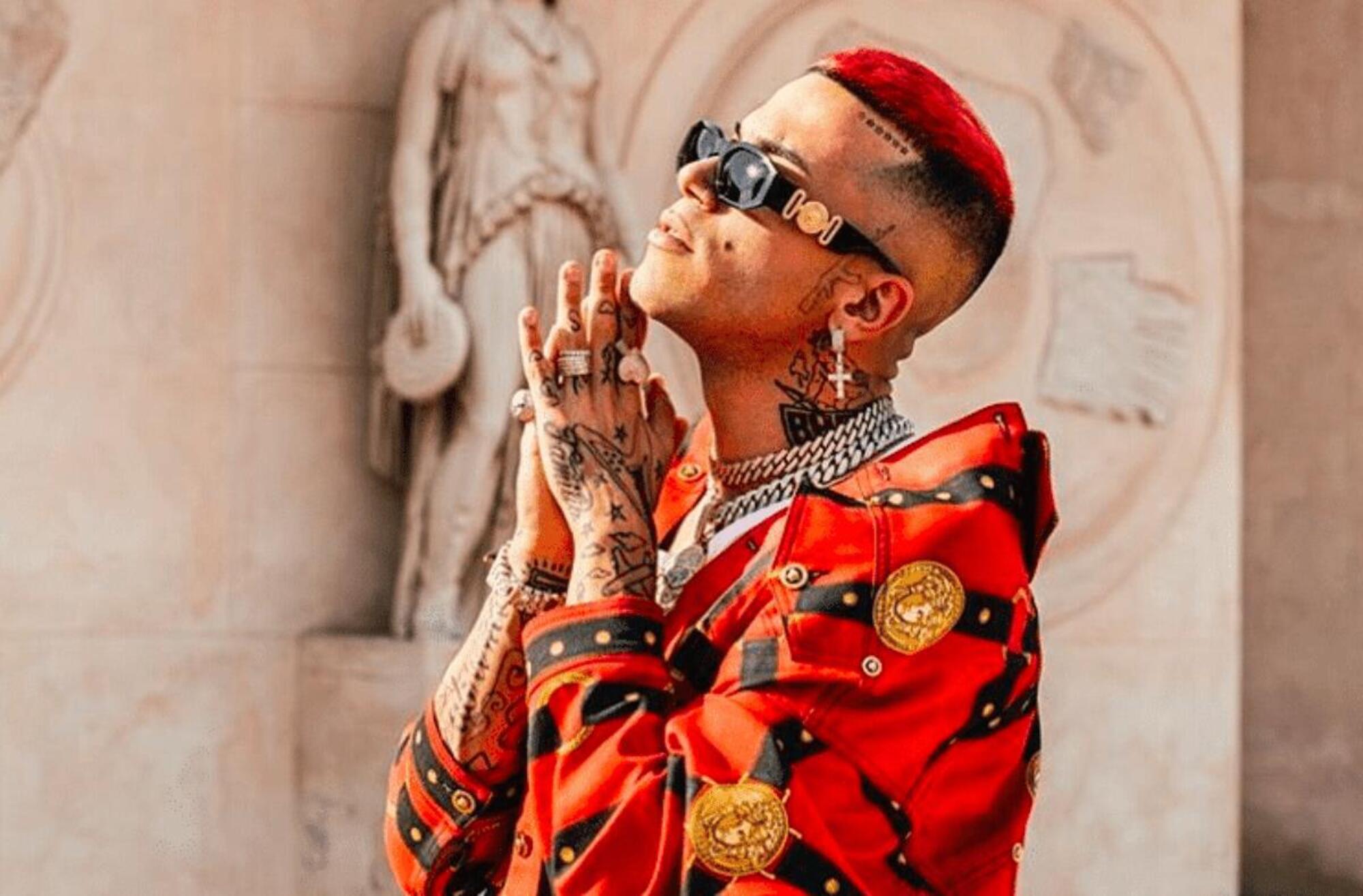 Sfera Ebbasta.