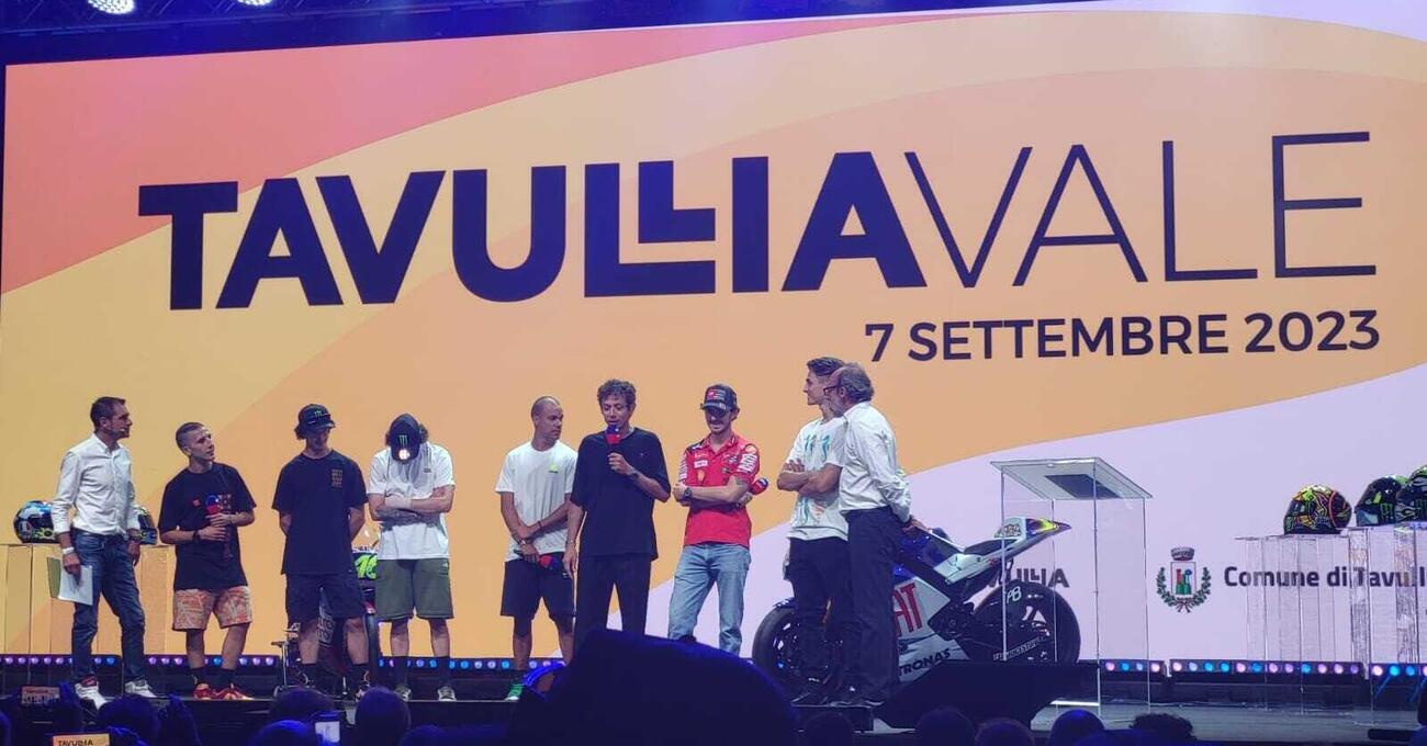 Valentino Rossi su Pecco Bagnaia: &ldquo;Gli ho detto che &egrave; stato bravissimo a non farsi niente&rdquo;