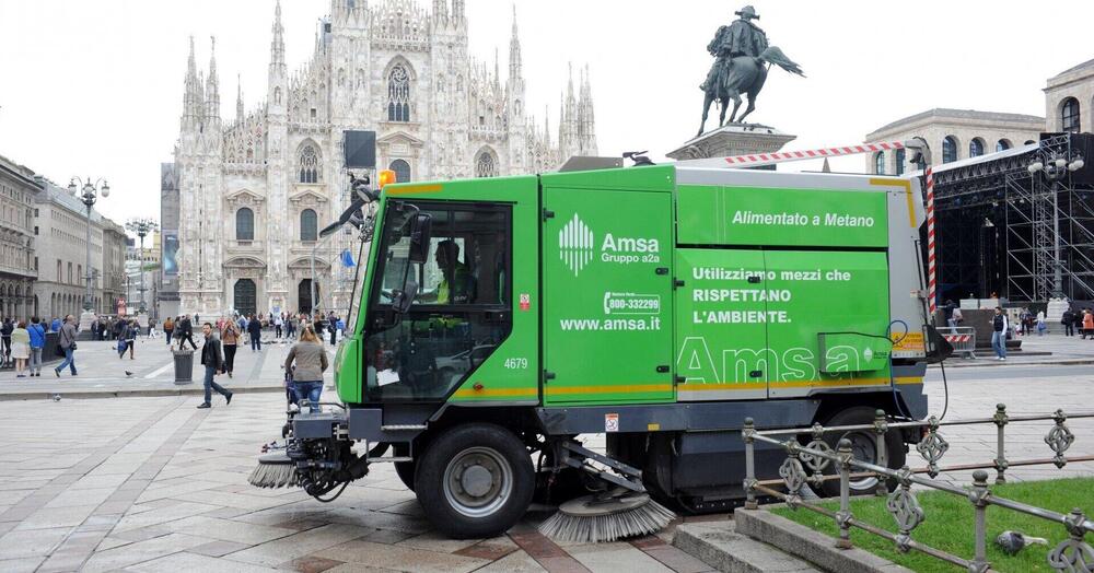 Primo giorno di scuola in auto a Milano? Prova tu a restare in coda dietro un furgoncino dell&rsquo;Amsa