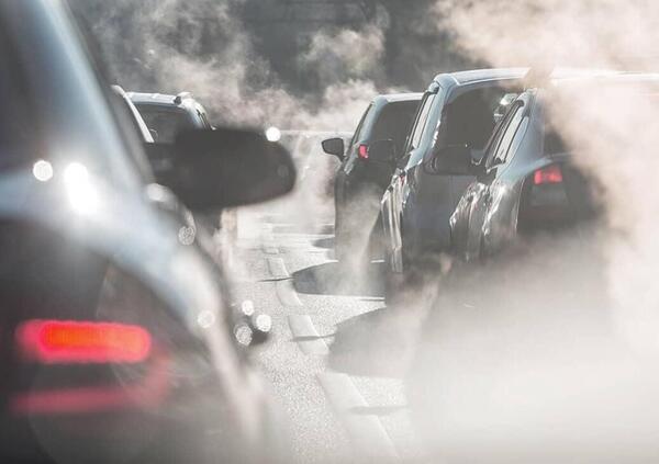 Guida alla mappa dei divieti: ecco cosa non puoi pi&ugrave; fare con la tua auto, regione per regione