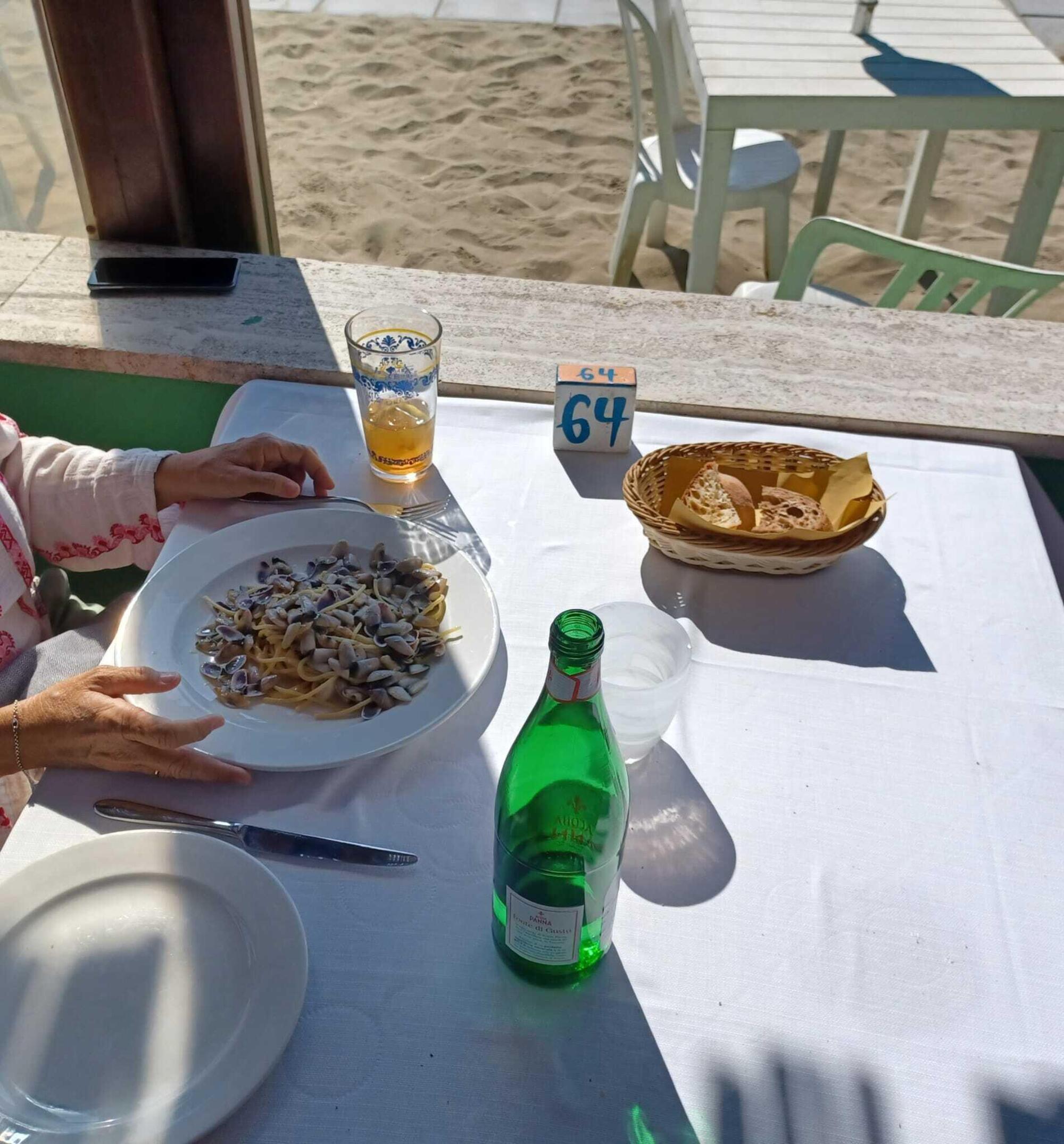 Il pranzo sul mare in stile &quot;solo date&quot;