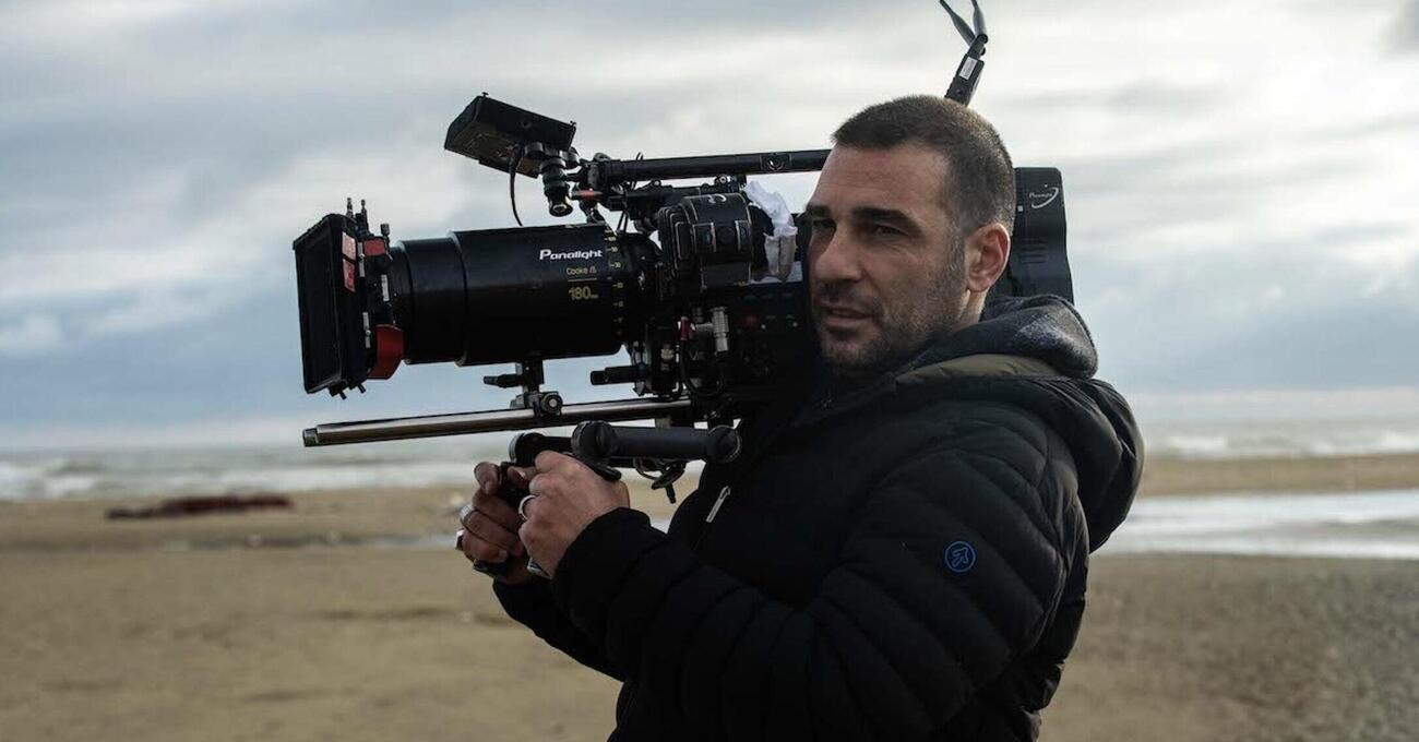 Edoardo Leo che prende 22 chili per il suo ultimo film, Alessandro Borghi che recita in inglese: gli attori italiani si stanno americanizzando?