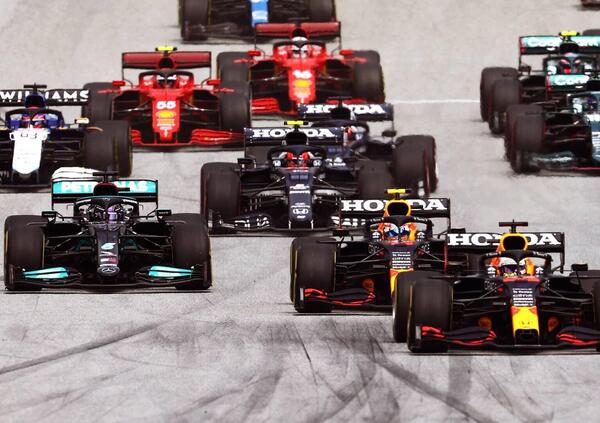 Apple TV+ vuole i diritti della Formula 1: cifra da capogiro per l&#039;esclusiva della massima serie