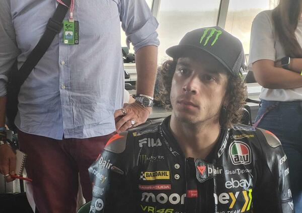 Marco Bezzecchi come Rocky: &ldquo;Non fa male!&rdquo; Davanti ha solo le Aprilia, mentre Bagnaia&hellip;