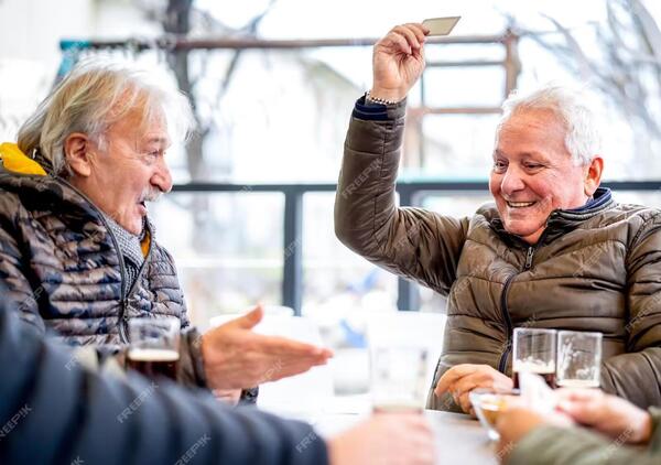 Le guerre viste da un bar di paese, dove per ogni questione si invoca la &quot;bomba atomica&quot; e per avere ragione basta offrire da bere