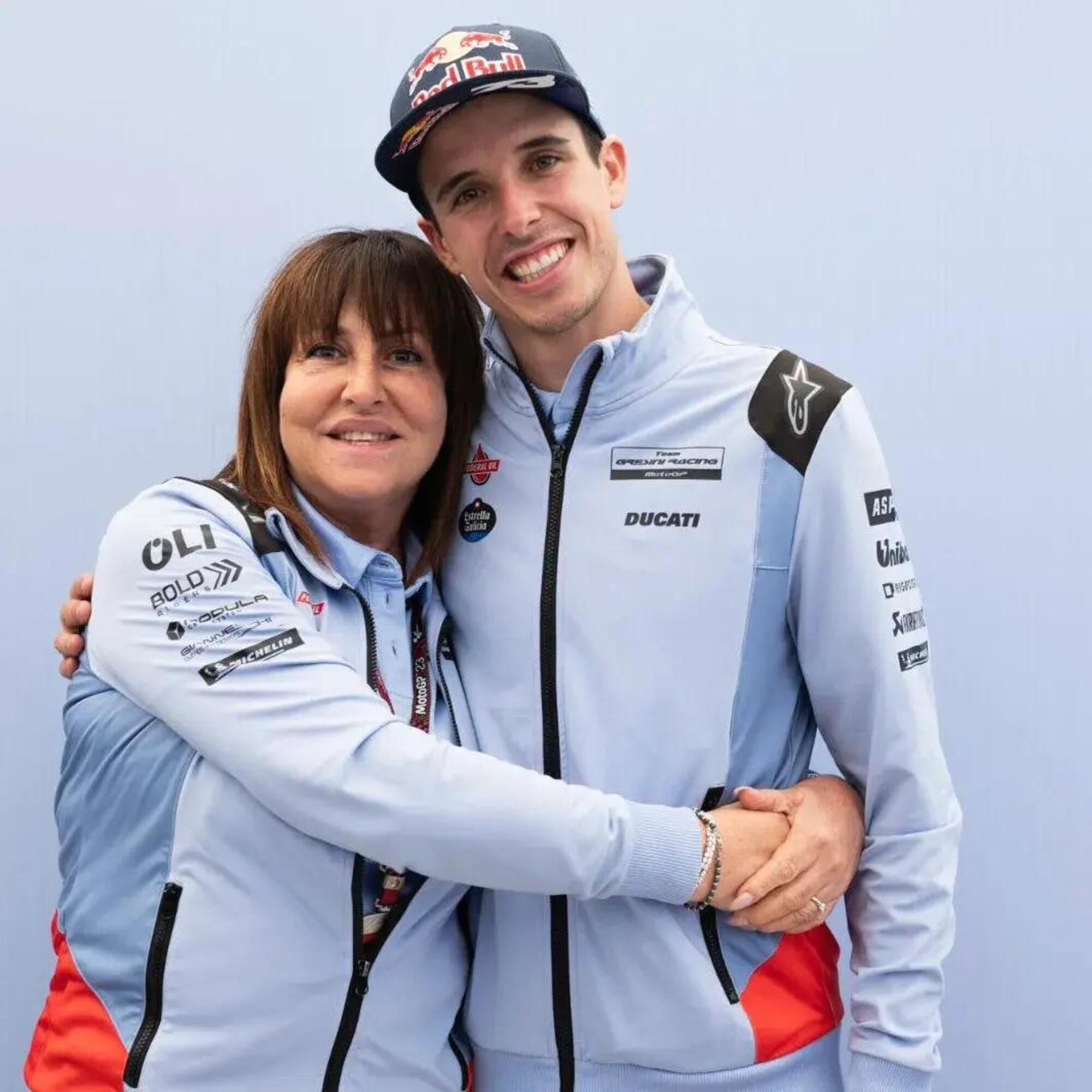 Nadia Padovani con Alex Marquez