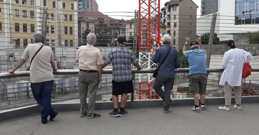 I cantieri a Milano sono invivibili persino per gli &ldquo;umarell&rdquo;. E il sindaco Sala...