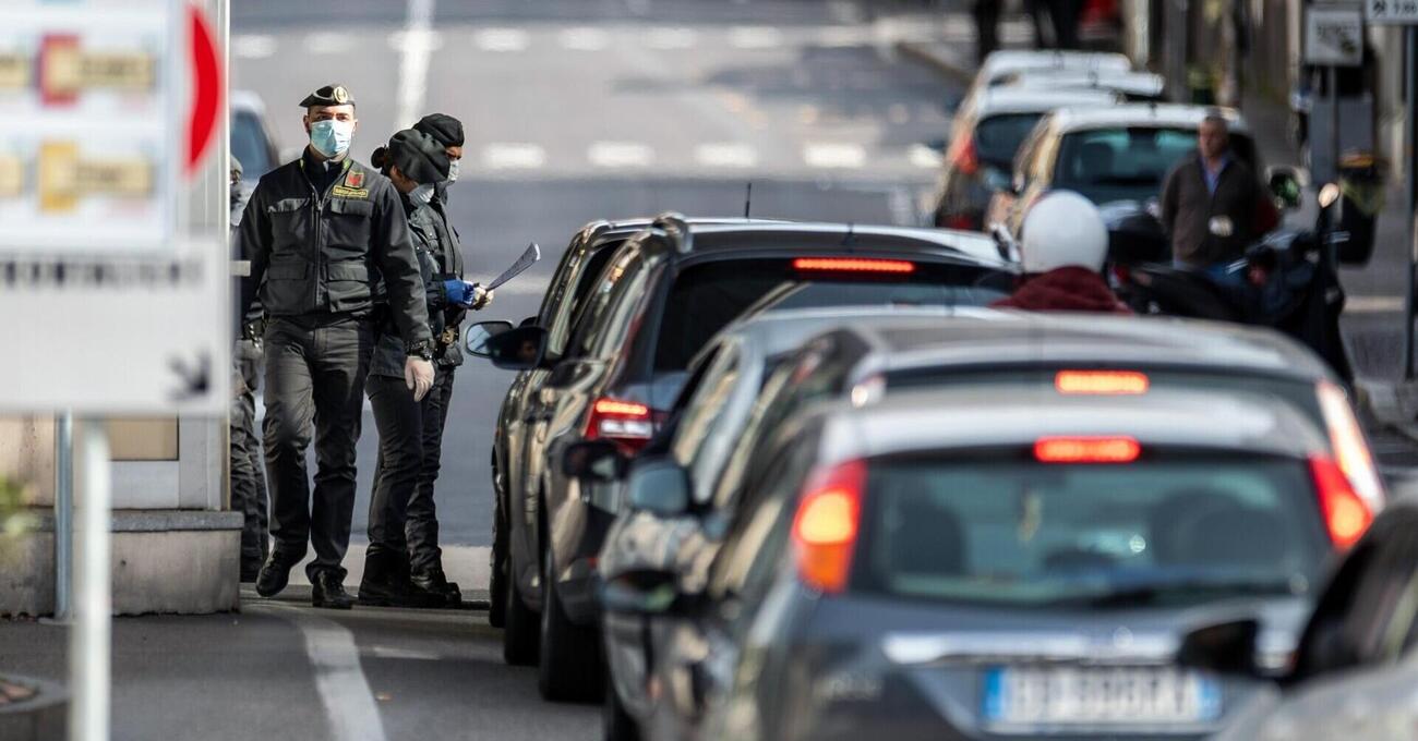Ma davvero se vince l&rsquo;estrema destra in Svizzera basta con i frontalieri? Ecco tutto quello che rischiano i &ldquo;migranti italiani&rdquo; con l&rsquo;Udc, il partito che vuole chiudere i confini che piace a Salvini