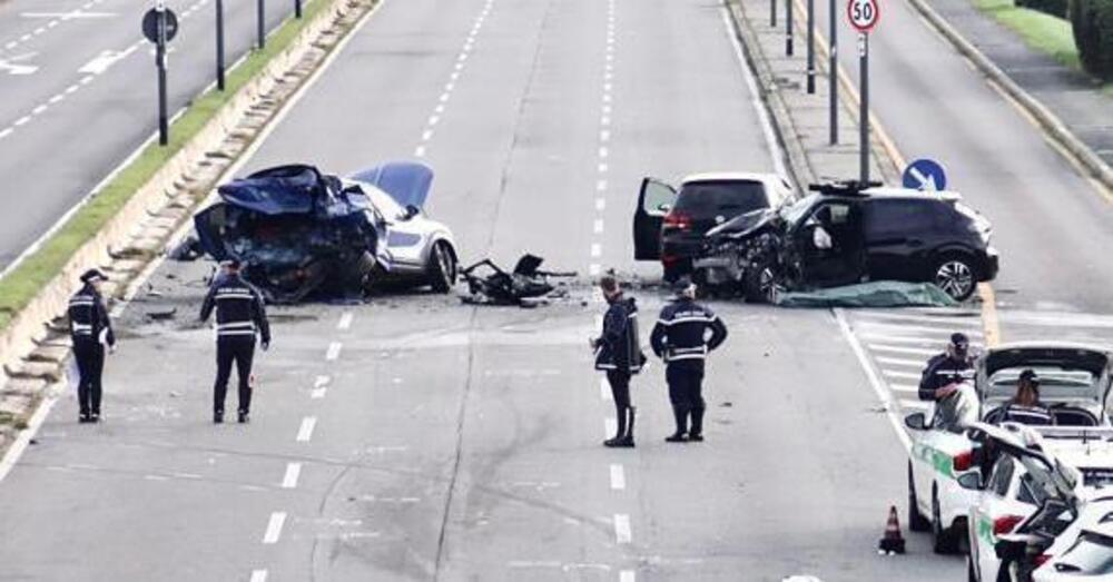 Due giovani perdono la vita in un tragico scontro nella notte: tornavano da una festa di Halloween&hellip;