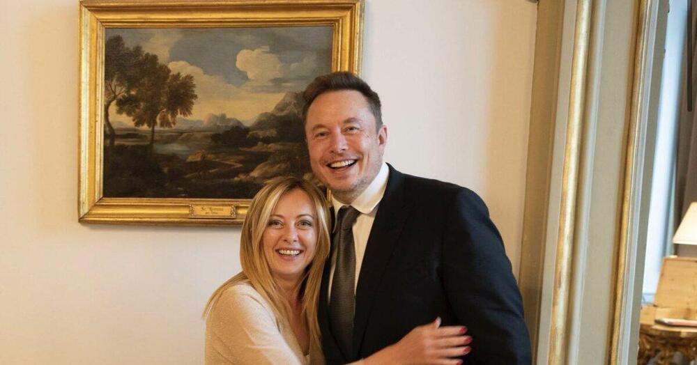 Elon Musk &quot;contro&quot; Giorgia Meloni: ecco cosa ha detto su intelligenza artificiale, lavoro e futuro