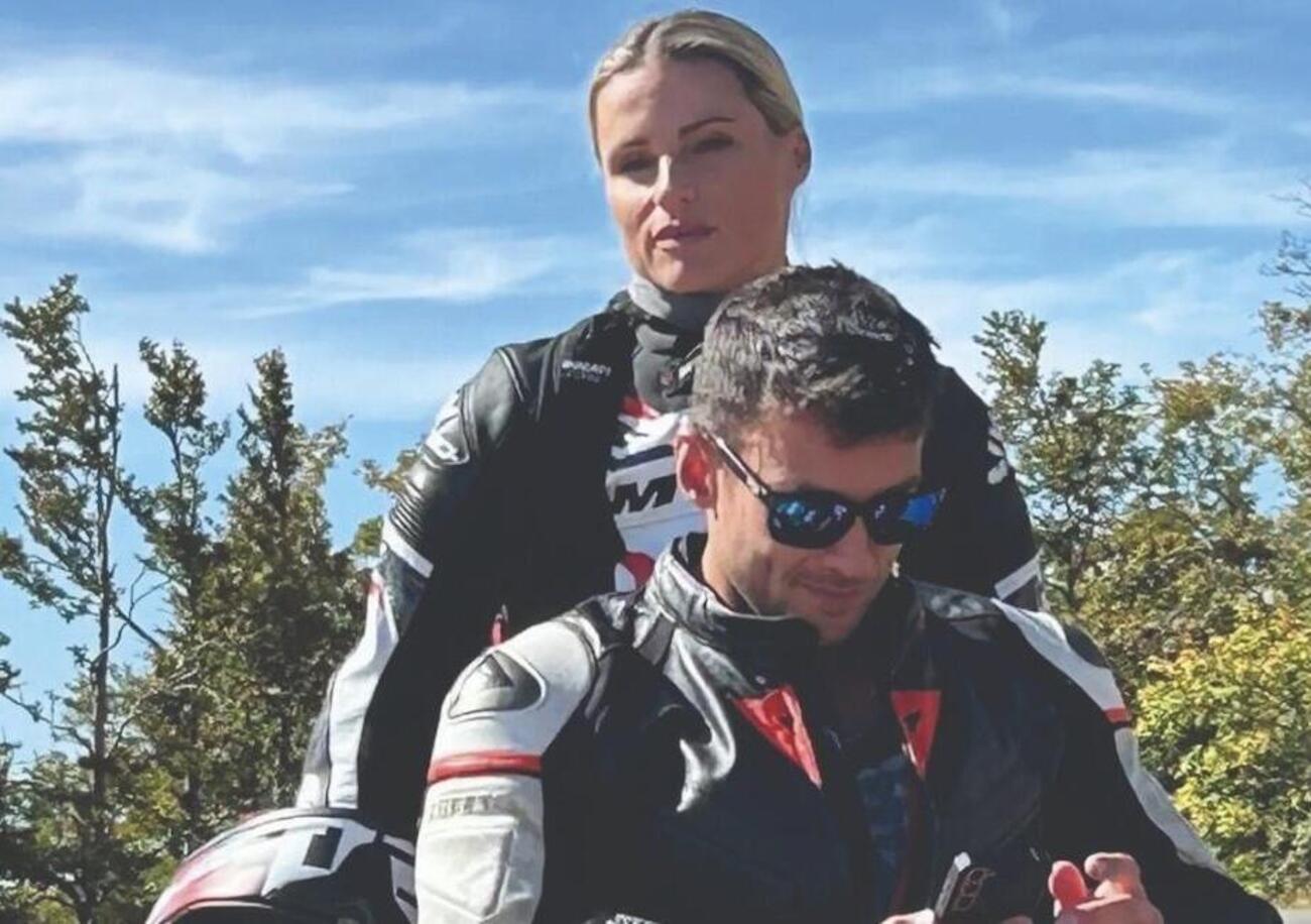 Hunziker e Carollo insieme: l&rsquo;amore non &egrave; pi&ugrave; un segreto. Alessi: &ldquo;Spero che Alessandro capisca la spontaneit&agrave; di Michelle&rdquo;. Ma sullo stile di guida di lui&hellip;