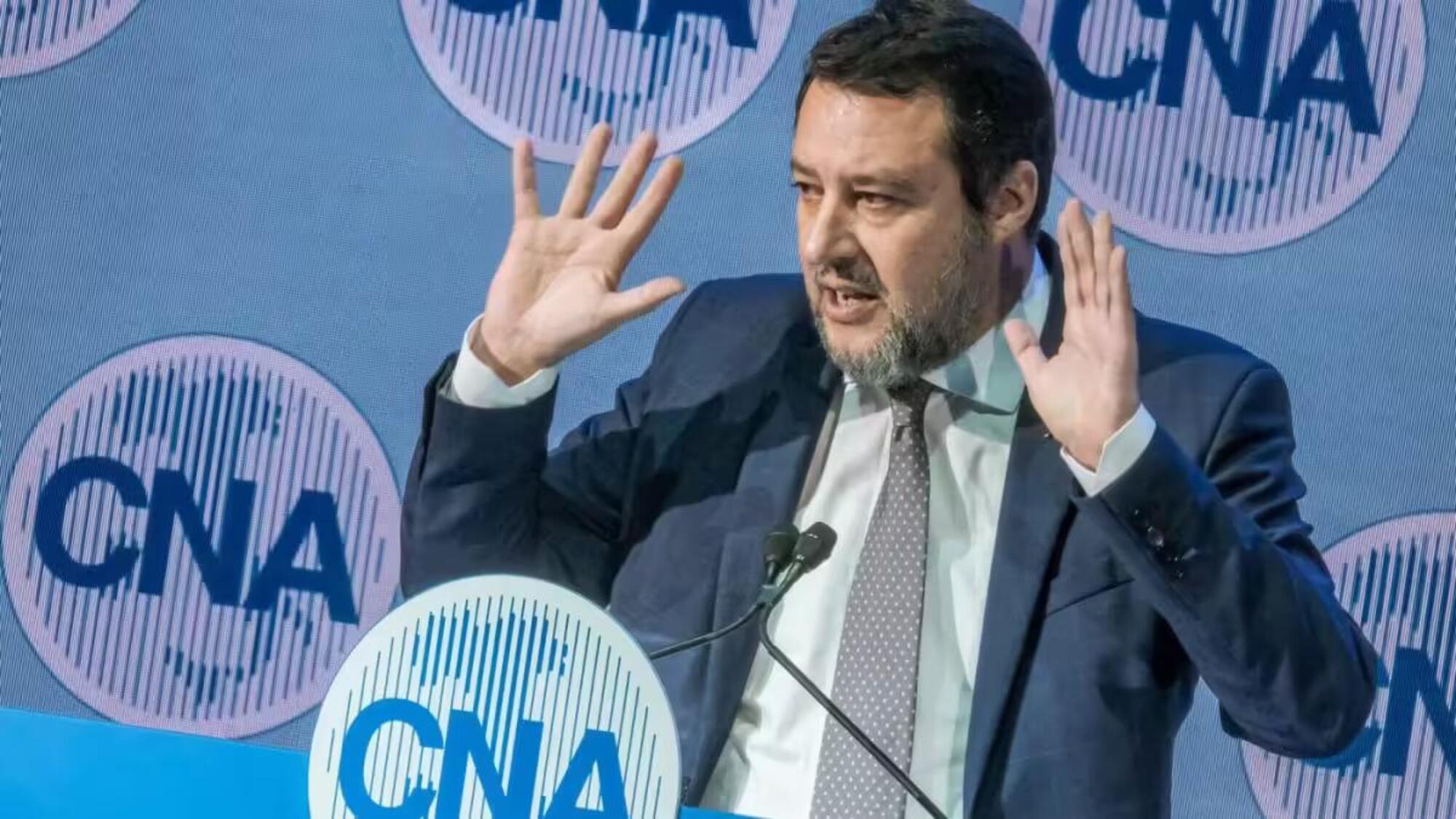 Il ministro delle Infrastrutture Matteo Salvini