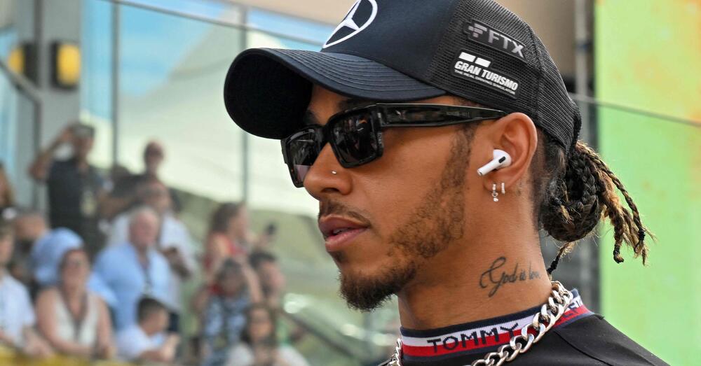 Lewis Hamilton astemio da quattro mesi: &quot;Ho iniziato a bere a 16 anni, ora non tocco alcol&quot;