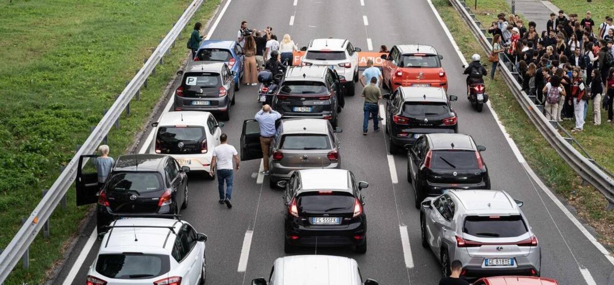 Uno dei tanti blocchi stradali dell&#039;ultimo periodo