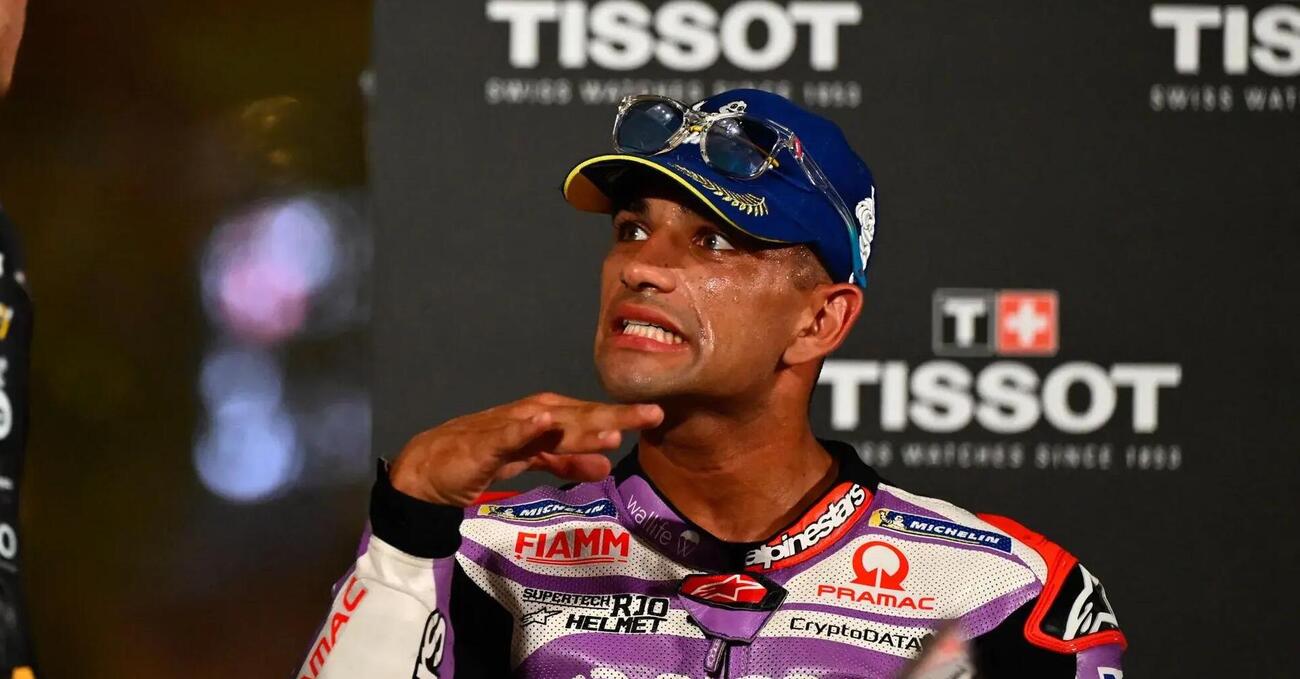 Jorge Mart&iacute;n &egrave; furioso: &quot;Una vergogna che il Mondiale si decida cos&igrave;, strano avere problemi alle gomme proprio adesso&quot;