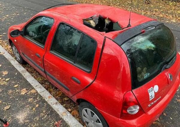 Ma davvero un meteorite &egrave; caduto sul tetto di un&rsquo;auto? Ecco cosa &egrave; successo