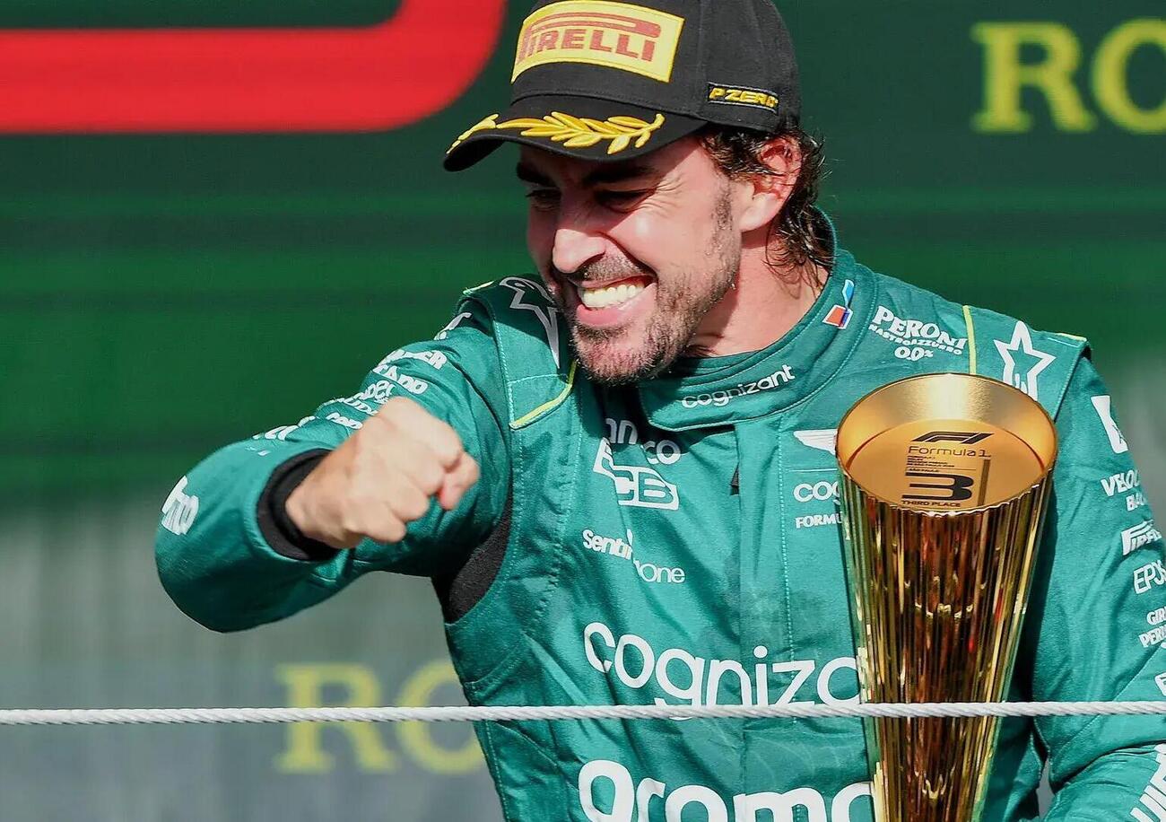 Fernando Alonso in F1 dopo il 2024? Si apre la possibilit&agrave; di un clamoroso prosieguo di carriera