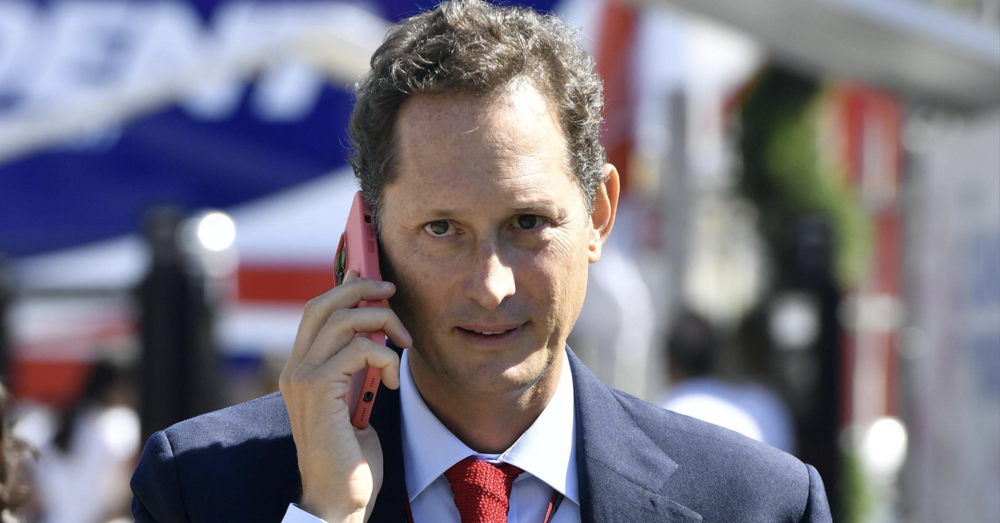 Altro che Fiat e Agnelli: &ldquo;John Elkann liquida tutto e lascia Torino (e la Juve)&rdquo;. Parla l&#039;insider