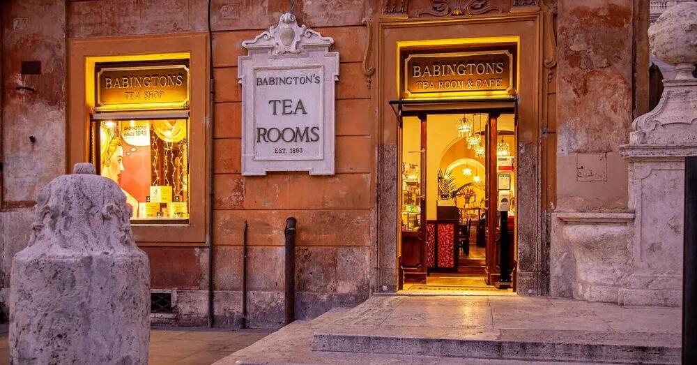  Siamo andati a bere un t&egrave; alla Babington&rsquo;s Tea Room in Piazza di Spagna a Roma. Volevamo una merenda all&rsquo;inglese ma&hellip; 