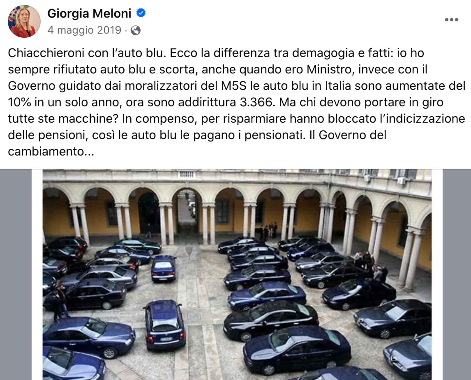 La Premier Giorgia Meloni sul suo profilo Facebook