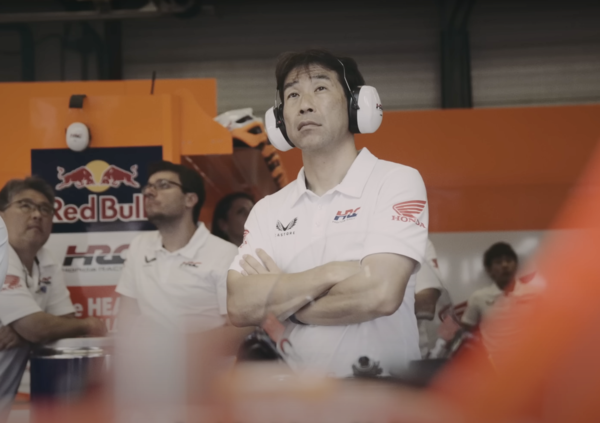 Chi &egrave; Tetsuhiro Kuwata, il numero uno di HRC che potrebbe lasciare la MotoGP dopo l&rsquo;addio di Marc Marquez [VIDEO]