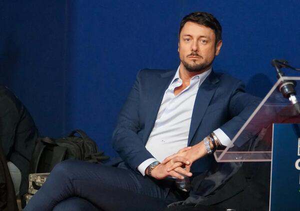 Andrea Giambruno pronto a querelare chi l&#039;ha diffamato dopo la rottura con Giorgia Meloni? Si parla dell&#039;avvocato Bernardini de Pace, ma Mediaset e Antonio Ricci...