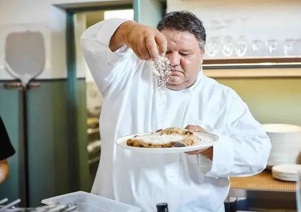 Siamo andati a mangiare nelle migliori pizzerie di Roma. Ecco la guida definitiva