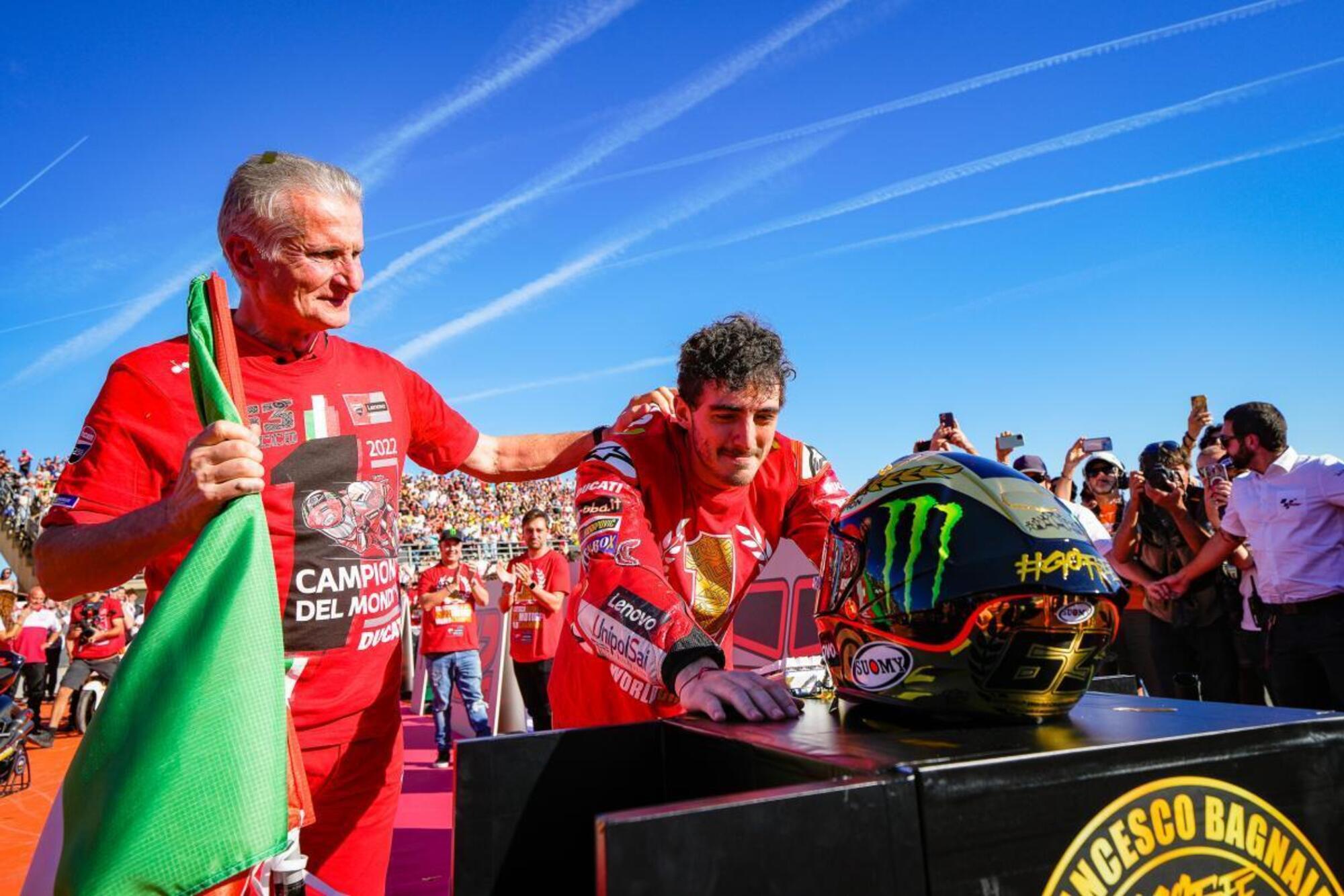 Ducati Pecco Bagnaia e Paolo Ciabatti Valencia 2022