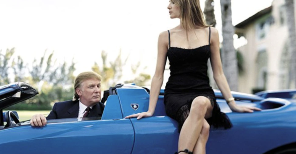 La Lamborghini Diablo personalizzata di Donald Trump all&rsquo;asta: ecco com&rsquo;&egrave; e la storia della Vt Roadster Blu Le Mans del 1997 con targa dedicata al tycoon