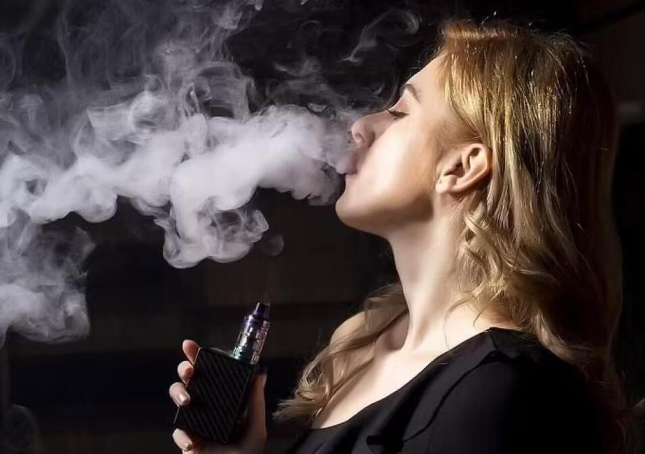 Ma la pubblicit&agrave; delle sigarette elettroniche &egrave; vietata o legale? &ldquo;Conflitto di interessi tra istituzioni e brand del tabacco&rdquo;: parla l&#039;avvocato Massimiliano Dona