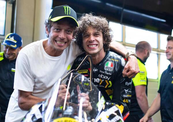 Marco Bezzecchi la dice tutta: &quot;Vorrei la Ducati ufficiale, altrimenti che senso avrebbe lasciare Valentino Rossi?&quot;