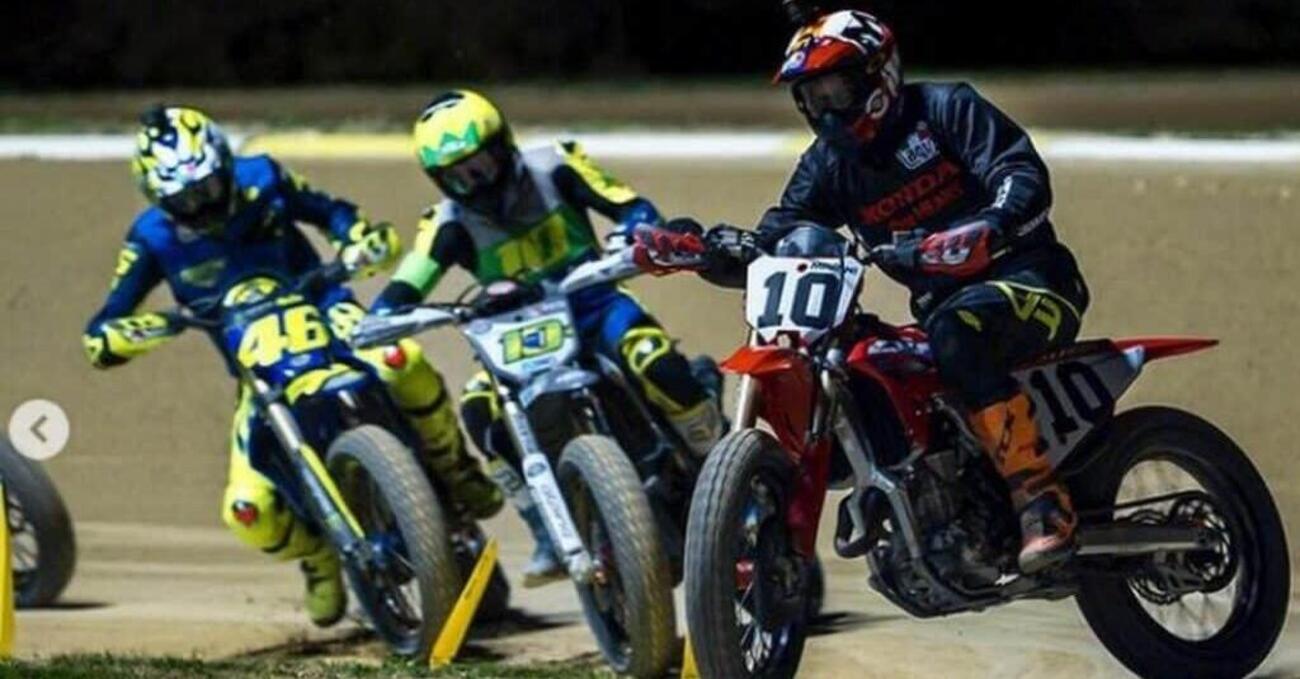 Per Luca Marini prima gioia sulla Honda al Ranch, ma a detta di Valentino Rossi avrebbe voluto correre con la Yamaha [VIDEO]