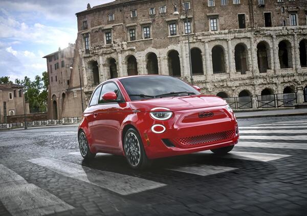 Fiat riuscir&agrave; mai a vendere negli Usa? Ora ci riprova con la nuova 500E, ma i dati sono sconsolanti... Ecco perch&eacute;