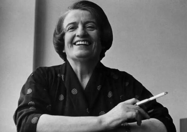 &ldquo;Antifona&rdquo; di Ayn Rand, grande come Orwell, &egrave; la nostra societ&agrave; senza maschere, dove il potere annienta l&rsquo;individuo 